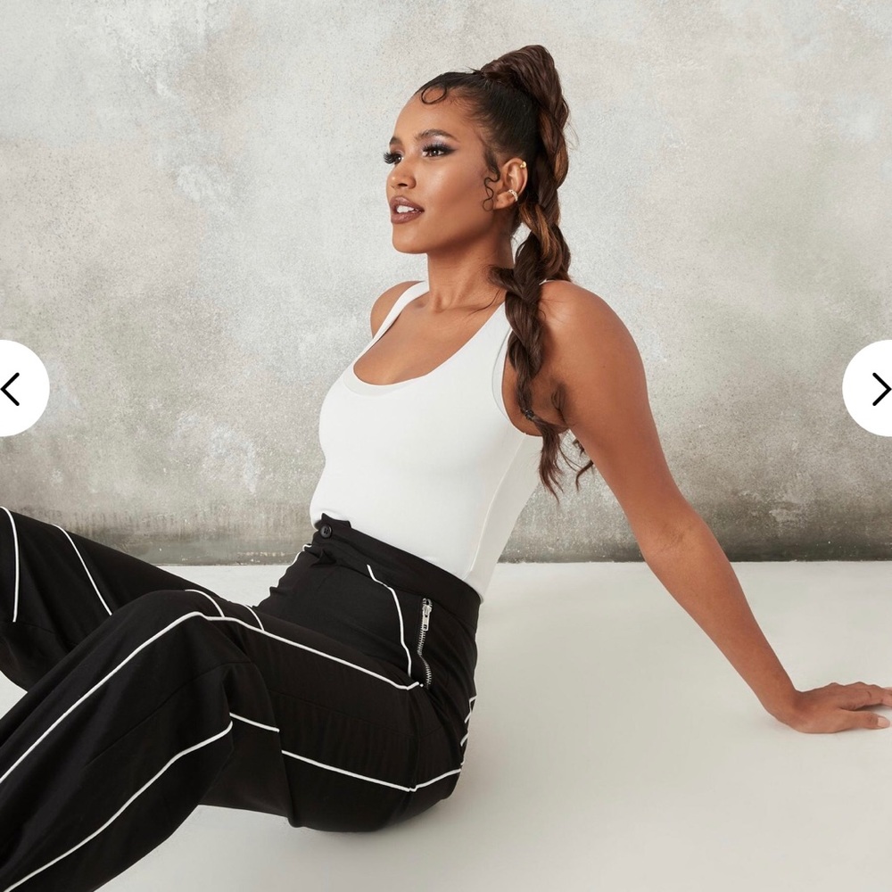 MISSGUIDED White bodysuit small NWT